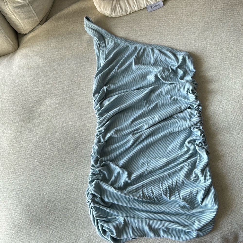 One shoulder body con dress